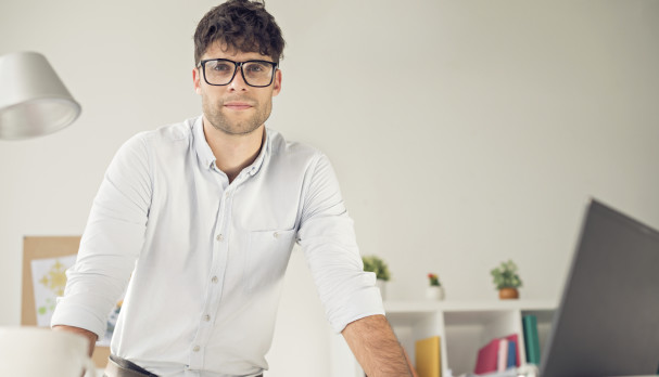 El emprendedor español es menor de 35 años y con estudios superiores